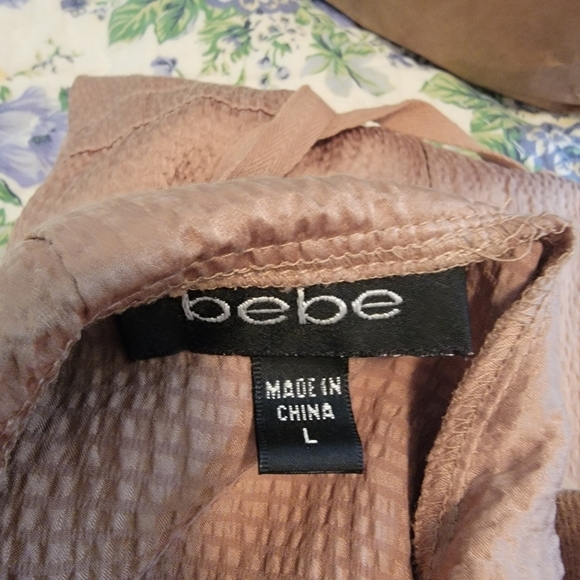 Bebe Hooded Sleeveless Utility Vest Size L - Picture 4 of 4